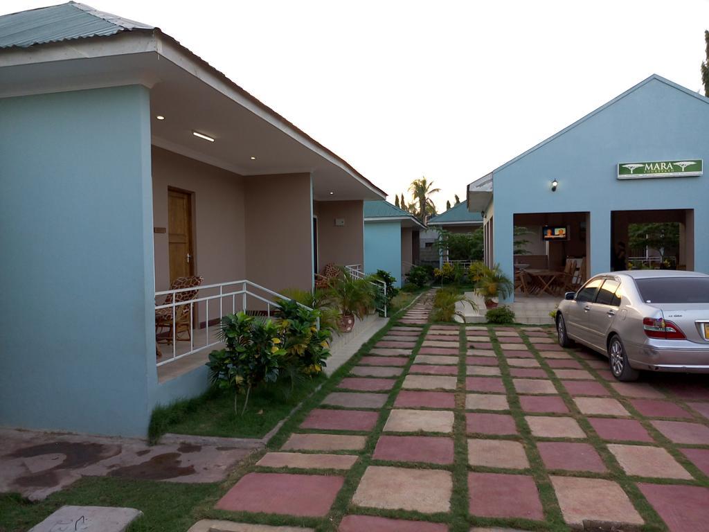 Mara Courtyard Lodge Dar es Salaam Exterior foto