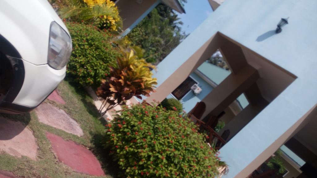 Mara Courtyard Lodge Dar es Salaam Exterior foto